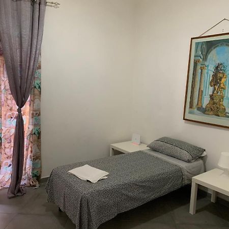 Room Nana' Naples Luaran gambar